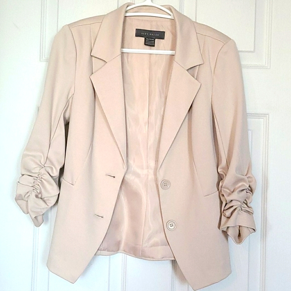 Suzy Shier Cream Blazer, XS - Picture 1 of 4